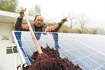 光伏扶貧：過(guò)去&ldquo;伸手要&rdquo; 如今光伏發(fā)電增收&ldquo;自己有&rdquo;