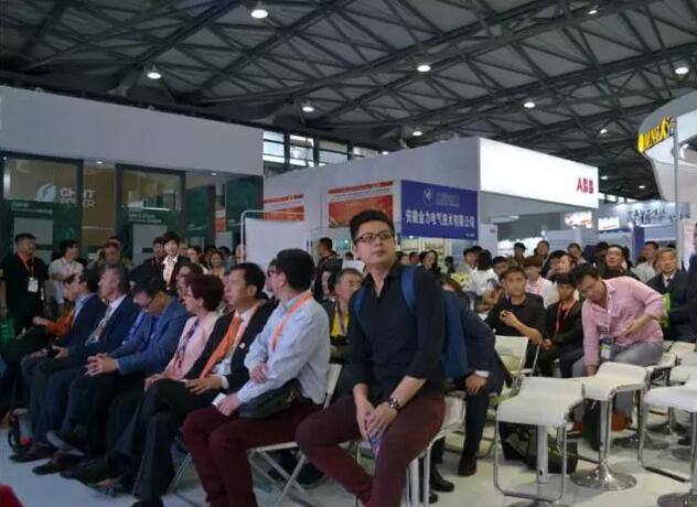 【直擊展會】昱能精彩亮相SNEC2017 &ldquo;民用分布式招商會&rdquo;圓滿成功