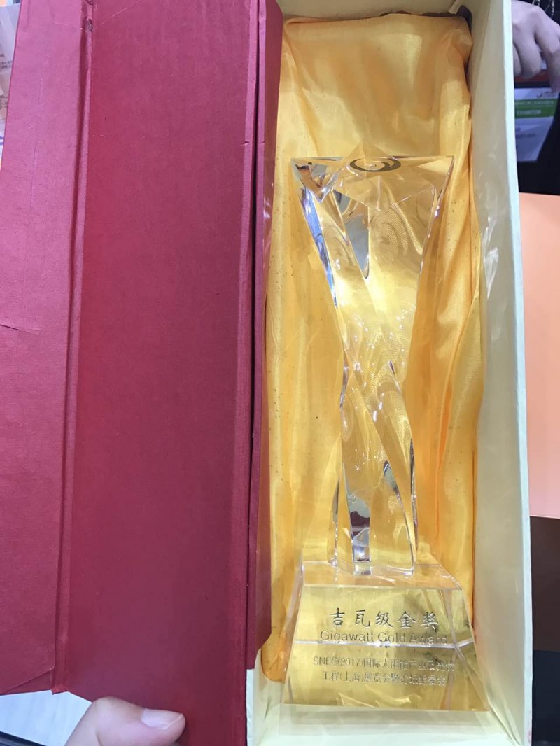 錦浪科技榮膺SNEC十大亮點(diǎn)吉瓦級金獎