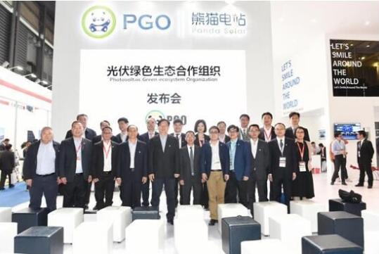 新品發(fā)布，無人機展示     金鴻泰驚艷亮相SNEC 2017