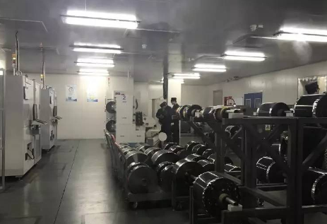 中天科技進(jìn)每小時能生產(chǎn)一萬塊鋰電池的中天儲能 為&ldquo;一帶一路&rdquo;添動力