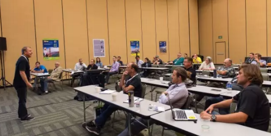 正泰電源攜最新光伏逆變器亮相北美國際太陽能技術(shù)展