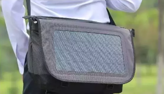 你看這些地方都裝上光伏電站，每年能省一半電費！