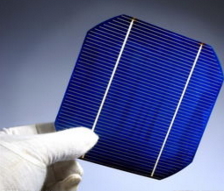 光伏價(jià)格趨勢(shì):?jiǎn)尉ч_(kāi)始降價(jià) 市場(chǎng)需求仍然分歧