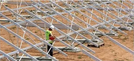 同樣裝個屋頂光伏電站，為啥我家花了4萬，他家卻只用了2.5萬？