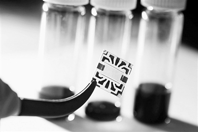 石墨烯：助太陽能電池&ldquo;遍地開花&rdquo;