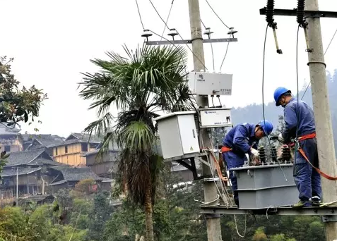 分布式光伏發(fā)電市場真的爆發(fā)了嗎？還缺點(diǎn)啥？