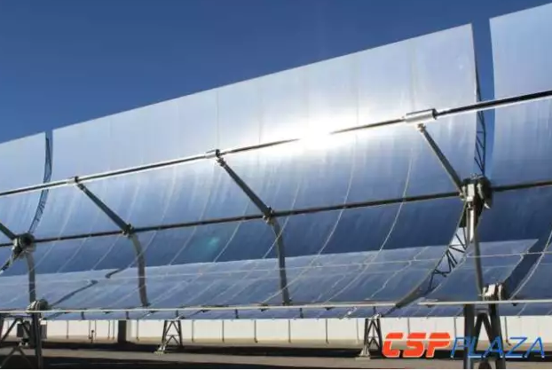 槽式光熱電站如何實(shí)現(xiàn)最佳動(dòng)態(tài)連接？來試試&ldquo;旋轉(zhuǎn)接頭+金屬軟管&rdquo;！