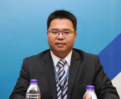 光伏點(diǎn)亮千里圓夢(mèng)路，邊陲傳來朗朗讀書聲