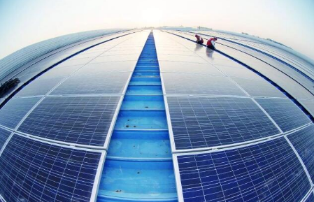 中國重塑世界光伏產(chǎn)業(yè)格局丨砥礪奮進(jìn)的五年 光伏撐起&ldquo;一片天&rdquo;