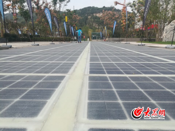 國(guó)內(nèi)首條太陽(yáng)能公路落戶(hù)濟(jì)南 年底將在高速公路試點(diǎn)(圖)