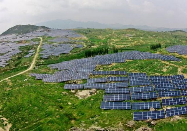 全國首個利用采煤沉陷區(qū)建設(shè)的光伏電站在新泰并網(wǎng)發(fā)電
