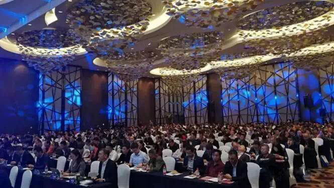 首航新能源榮獲&ldquo;2017年度最受歡迎分布式光伏逆變器企業(yè)&rdquo;   