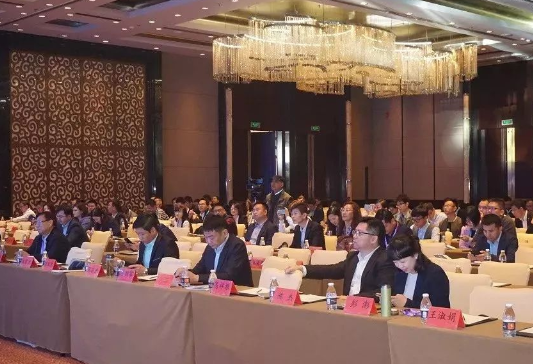 斬獲多獎(jiǎng)|錦浪科技閃耀PVIC 2017光伏創(chuàng)新大會