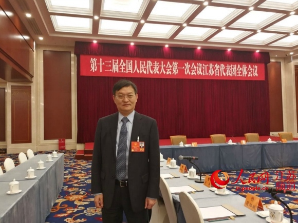 兩會聲音丨昝圣達(dá)：加大光伏扶貧推進(jìn)力度 為貧困戶造血