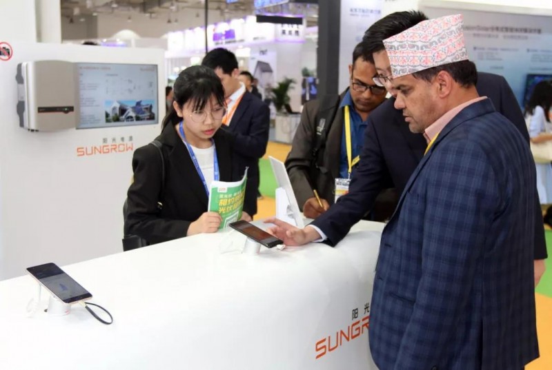 陽光電源添彩2018濟(jì)南展，分布式逆變備受全場(chǎng)矚目！