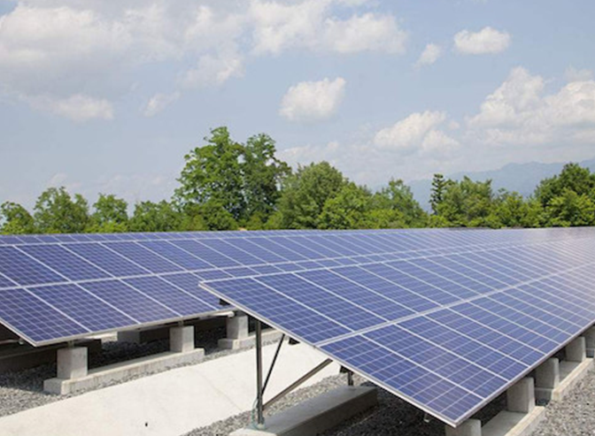 百家知名光伏企業(yè)集聚揚中，探討商業(yè)合作模式，推動綠色能源發(fā)展