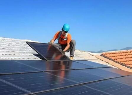 裝光伏電站比買房更劃算!不僅有國家支持 還有長達(dá)20年的穩(wěn)定收益!