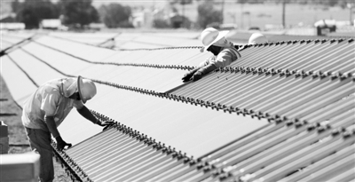 征稅&ldquo;后勁&rdquo;初顯 項(xiàng)目&ldquo;擱淺&rdquo;影響大 美太陽能就業(yè)市場面臨萎縮