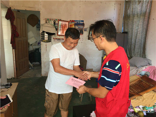 情系老兵 傳遞大愛&mdash;&mdash;東方日升進行八一慰問活動