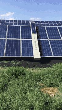 有創(chuàng)動(dòng)光伏無(wú)水清潔機(jī)器人代班，咱光伏人國(guó)慶可以輕松浪啦！