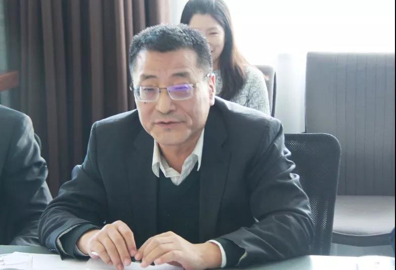 鑒衡向陽光電源、華為、禾望頒發(fā)國內首批逆變器新能標認證證書